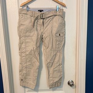 Tommy Hilfiger Women's Beige Capris